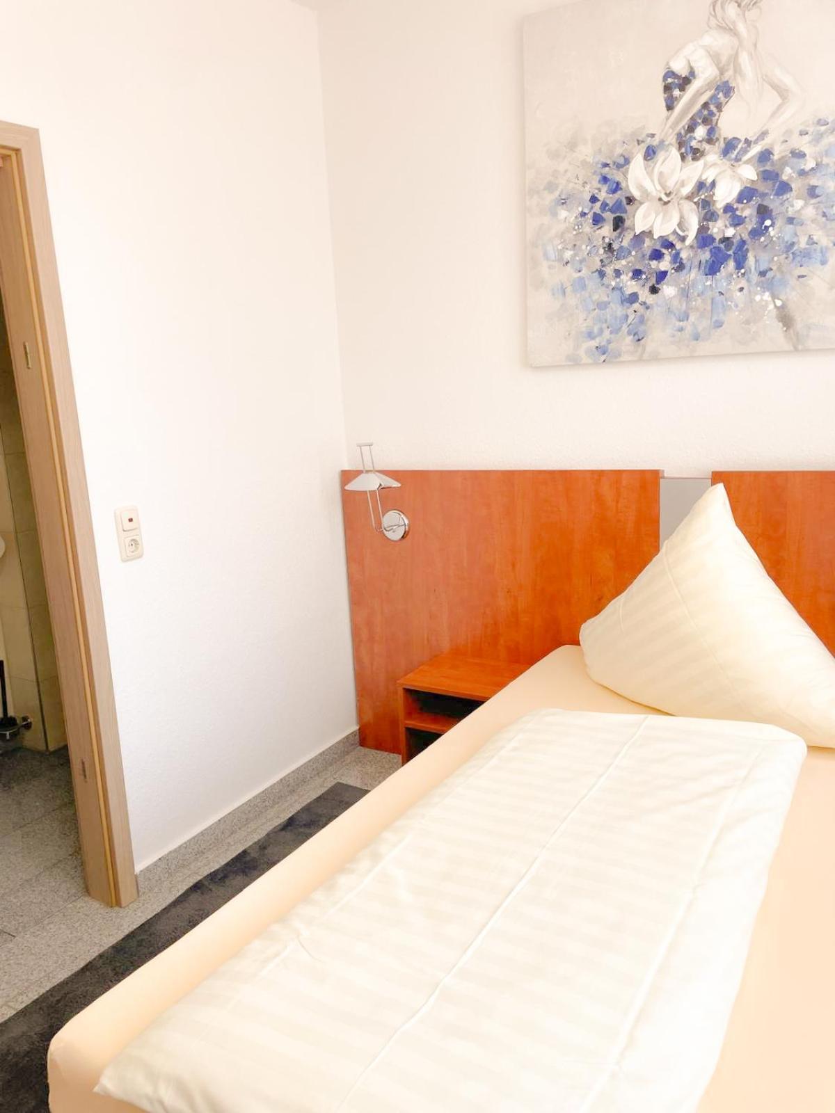 Parkhotel Friedrichstrasse Gießen Szoba fotó